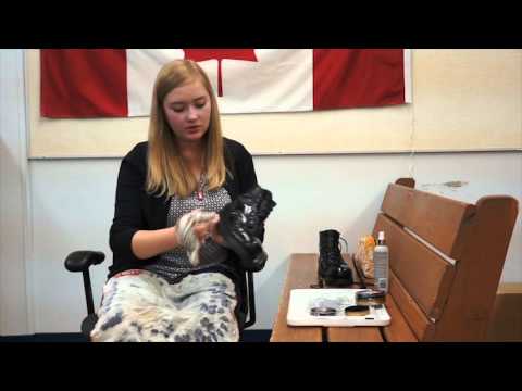 How do you lace cadet boots?