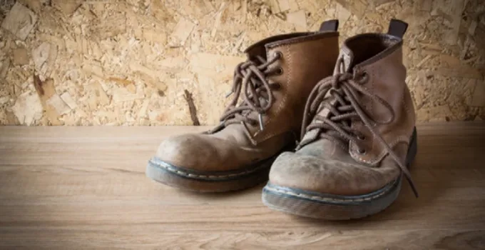 when should you replace your work boots