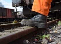 Does a company have to pay for safety shoes?