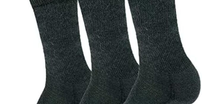 Cozy and Colorful: Our Detailed Review of LIUJUN Wool Socks for Men