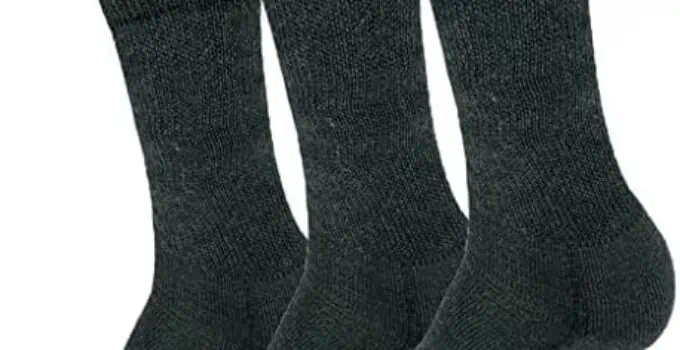 Cozy and Colorful: Our Detailed Review of LIUJUN Wool Socks for Men