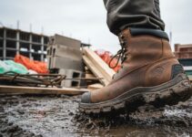 Wolverine Floorhand Steel-Toe Boot Review (2025): Waterproof Test Wolverine Floorhand Steel-Toe Boot Review (2025): Waterproof Test