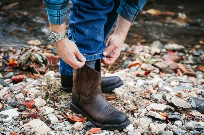 ariat groundbreaker