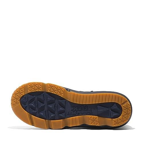 Close-up of men's casual sneakers showing the sole with textured grip and stylish design, ideal for everyday wear and outdoor activities.